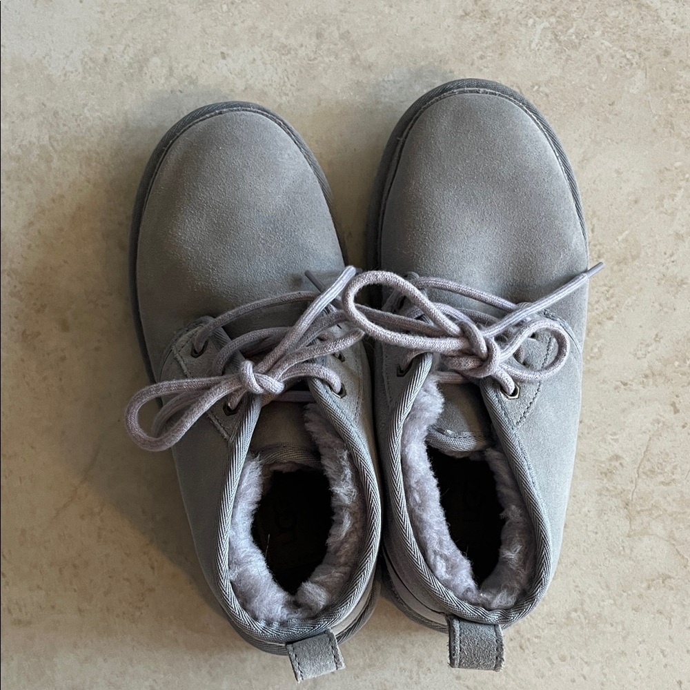 Uggs Slip On Lace Up Boots with Fur Lining, Women’s 7, Like New